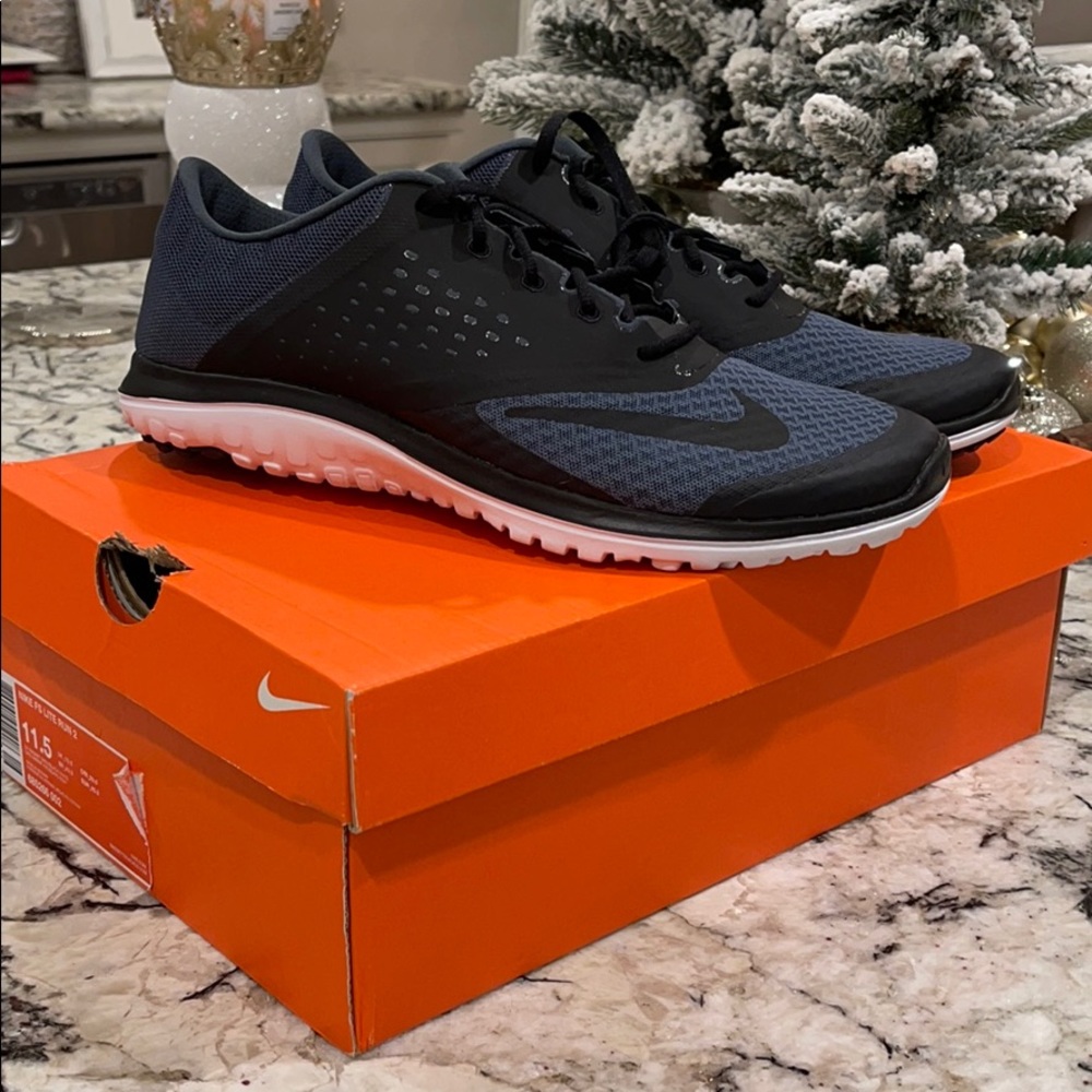 Nike FS Lite Run 2
